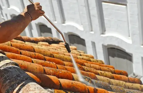 Nettoyage de toitures - La Chapelle-des-Fougeretz